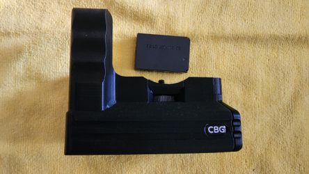 Classic Battery Grip for Canon EOS M50