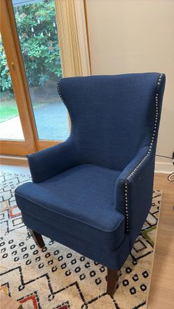 Accent chair