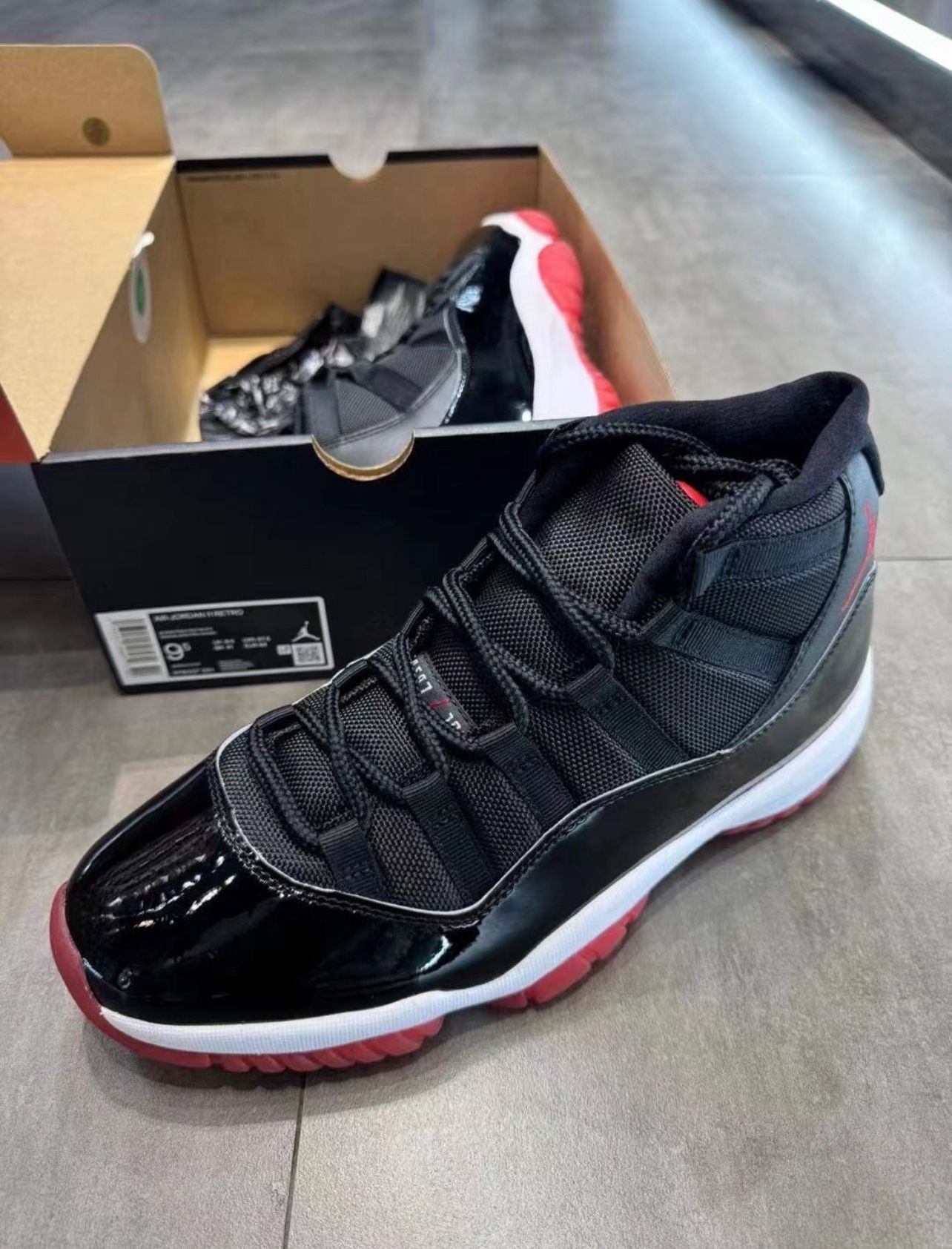 Jordan 11