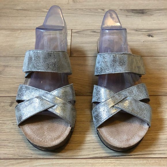 Womens Bulle Leather Metallic Wedge sandals size 40