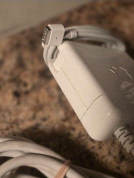 Apple Magsafe 85w A1290 Ac Adapter For Macbook Pro 13-inch 15-inch
Model A1290
32st & Greenway Cash Firm