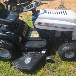 Riding Lawn Mower-Read Entire Ad!
