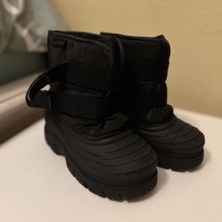 Kids/Toddler Snow Boots Size 10