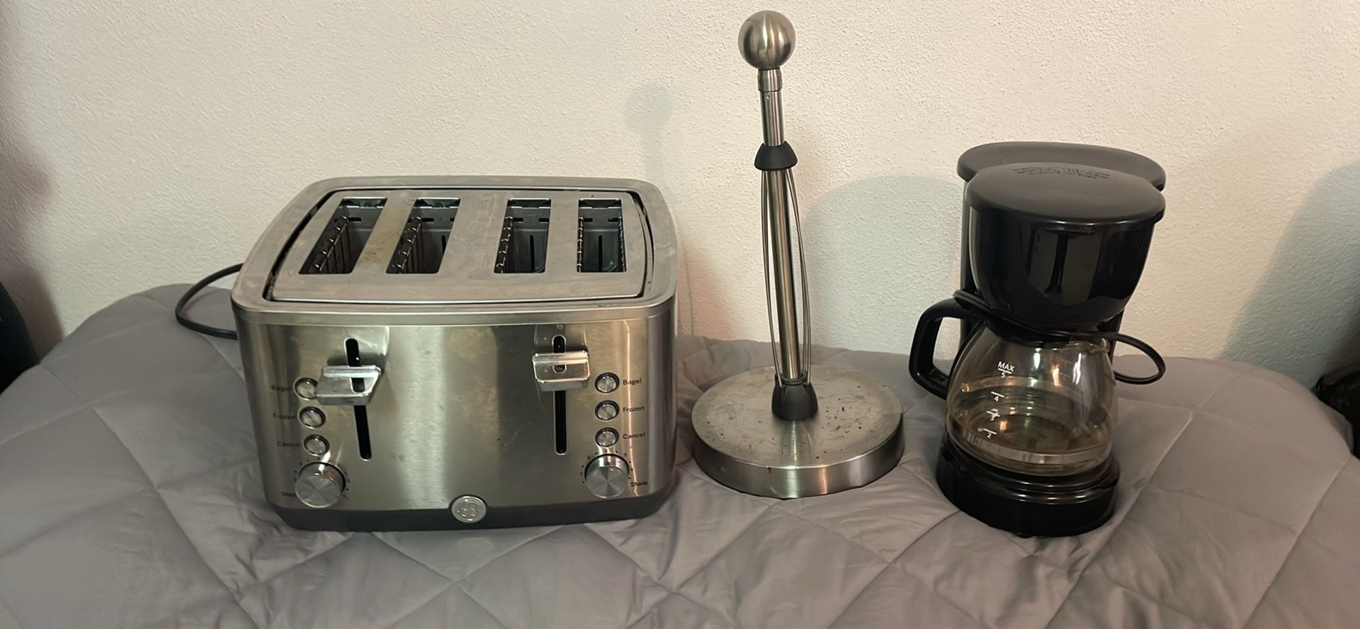 Toaster - Mini Coffee Pot - Paper towel holder 