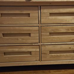 Twin Xl Bed / Mattress / dresser / Butterfly Comfort Set / Bed Rail