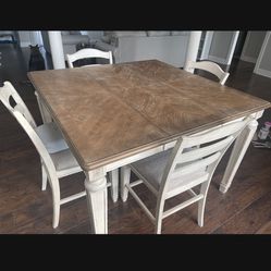 Wood Adjustable Dining Room Table Plus 4 Chairs