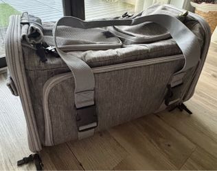 Expandable Dog Carrier – Small 18x11x11