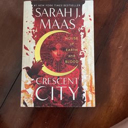 House Of Earth And Blood- Crescent City Book 1