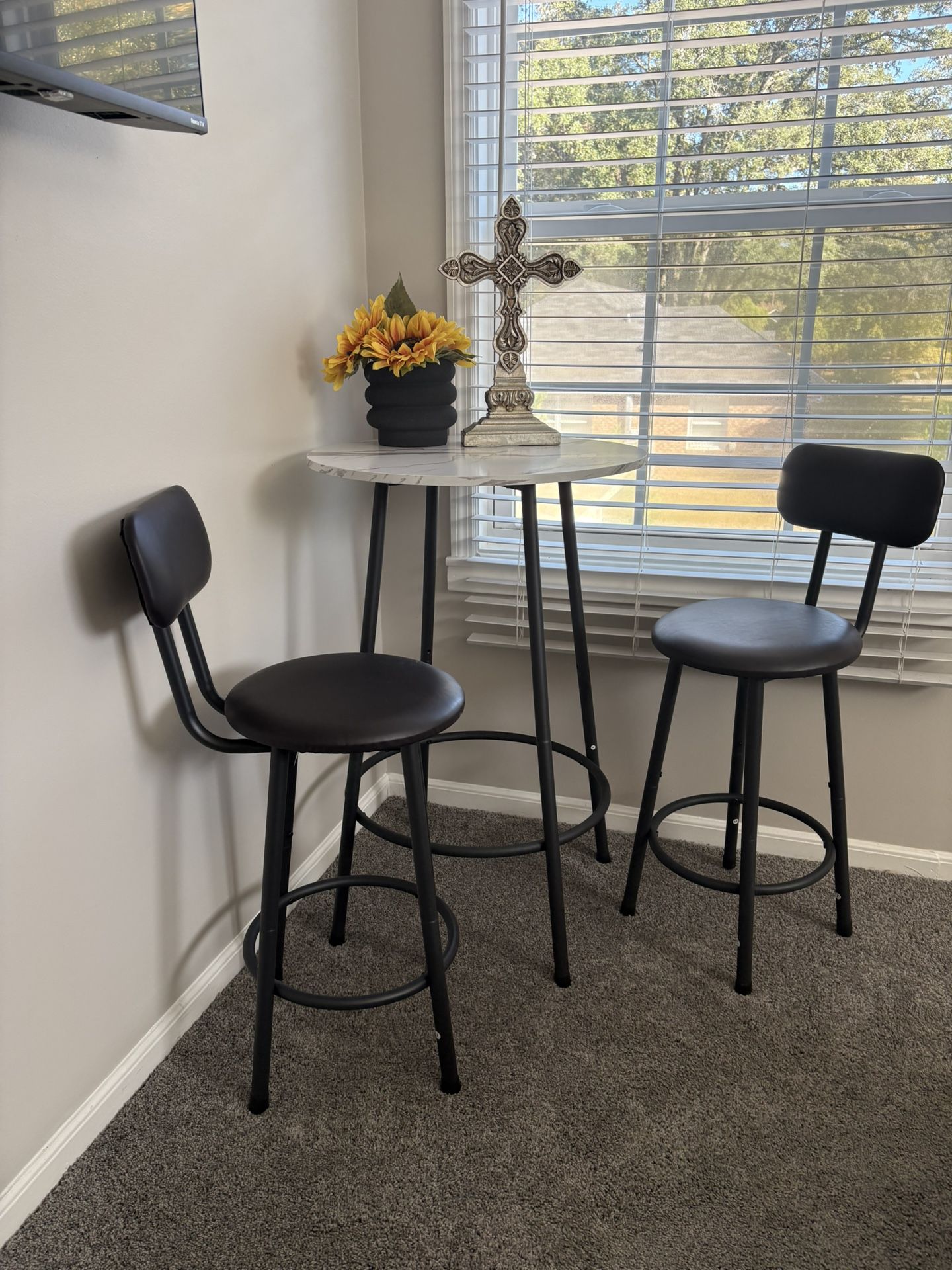 Bar Table With Stools