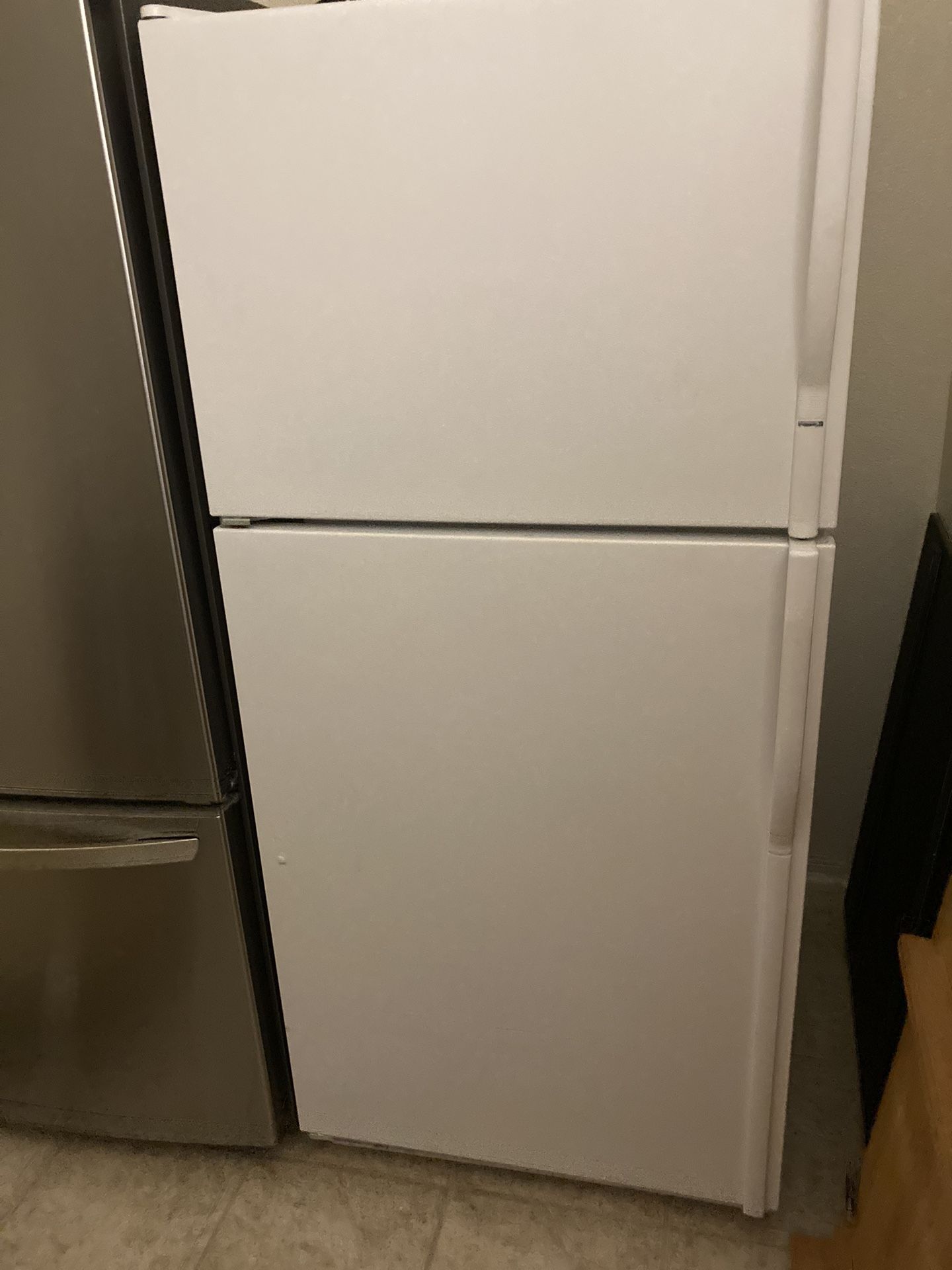 Kenmore Refrigerator 