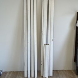 32” Right Swing Door Prehung Jamb and Casing, White Wood Grain