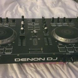Denon DJ MC 4000 2 Channel 