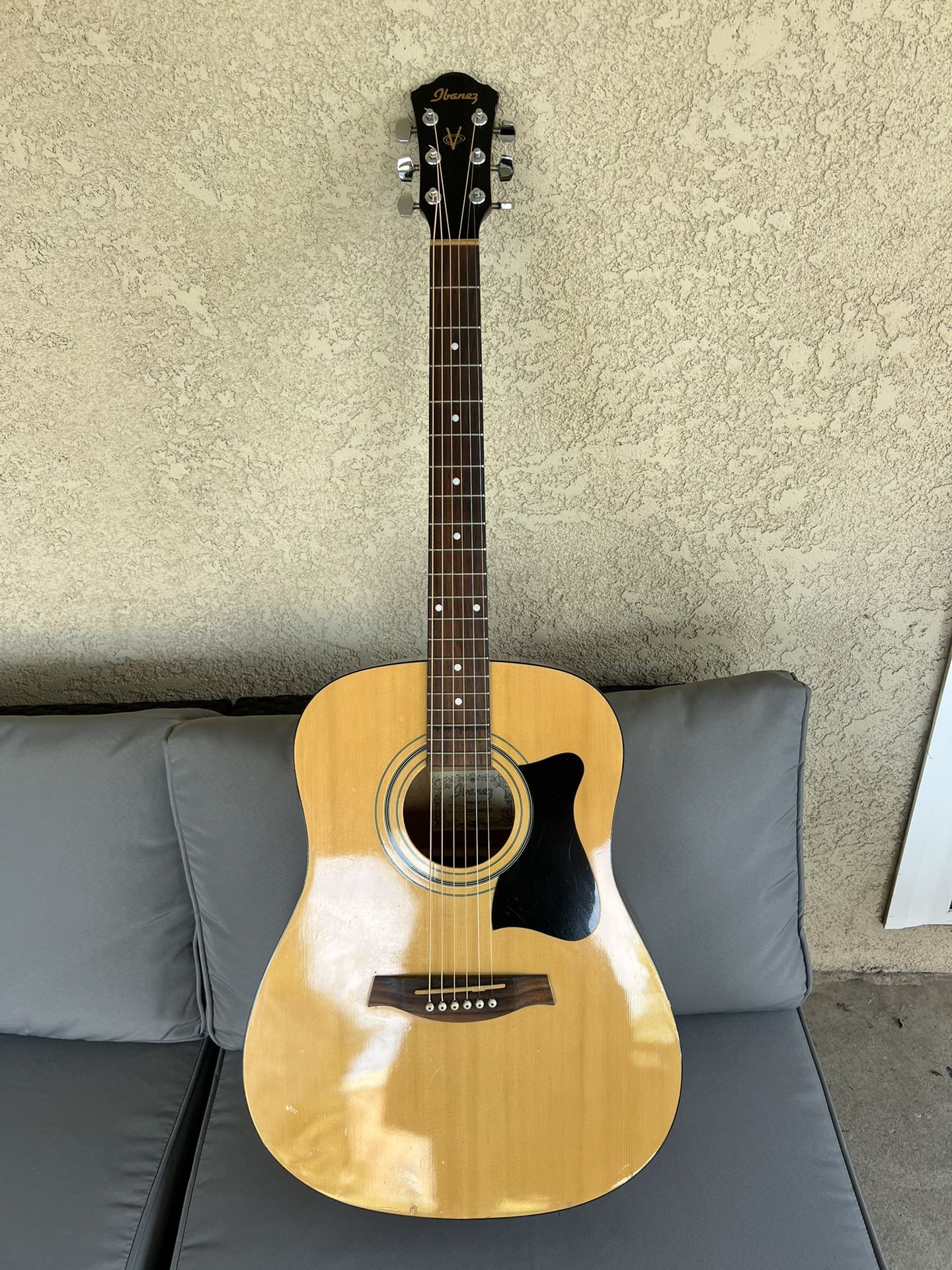 Ibanez J50NJP Guitar