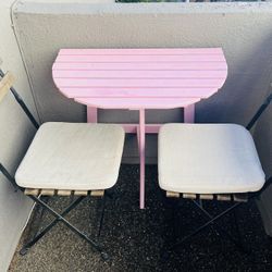 Mesita con dos Sillas