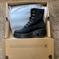 Doc Martens Leona Black Leather 