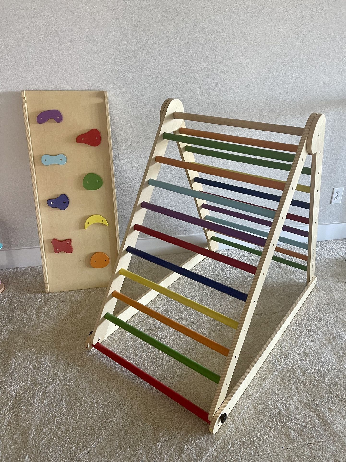 Wooden Climbing Triangle Ladder with Ramp, 2 in 1 Foldable Toddler Triangle Climber for Sliding & Climbing, Develop Strength, Balance and Motor Skills