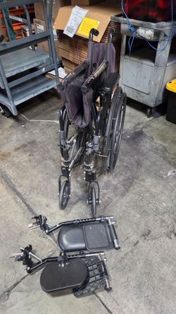 Drive wheelchair
