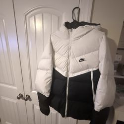 Nike Puffer Jacket