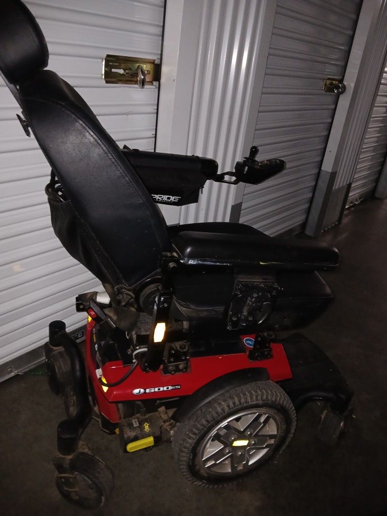 J600es 7 Month Old Power Chair