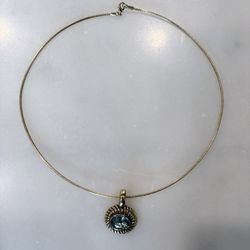 Vintage Gold Tone Choker Necklace With A Blue Pendant. Costume Jewelry.