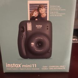 FujiFilm Instax Mini 11 Instant Camera