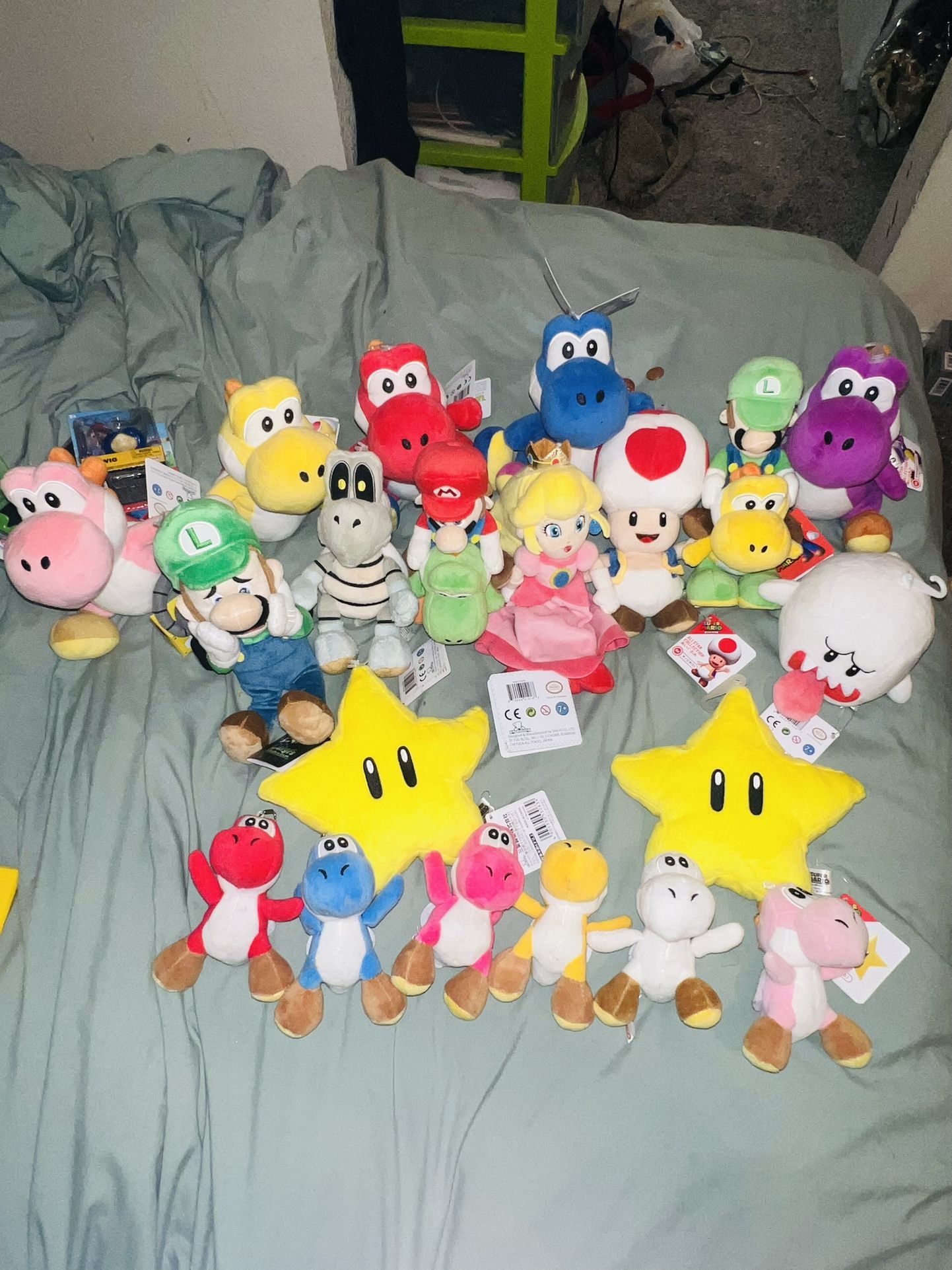 Assorted Super Mario Yoshi Boo Peach Star Plushies With Tags