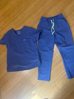 Figs scrubs set
