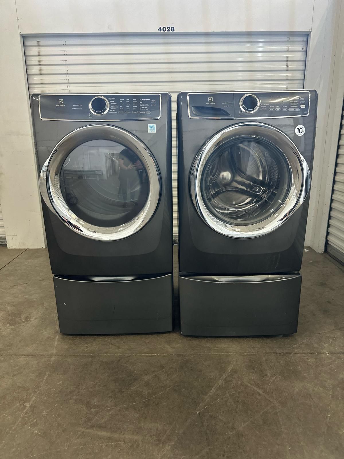 Electrolux Washer & Dryer Set – Front Load – Dark Chrome