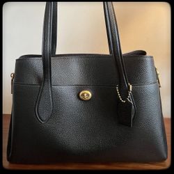 COACH Lora Large Leather Carryall