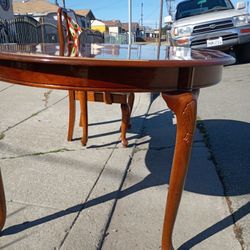 Beautiful Table Solid Wood 6 Sits