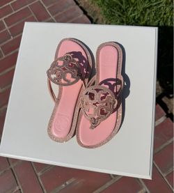 Good quality sandals