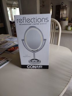Conair  Magnetication Mirror Brand New In Box