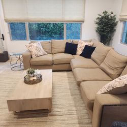 Moving! Sectional Couch (2 Piece) w/ 3 Decorative Pillow