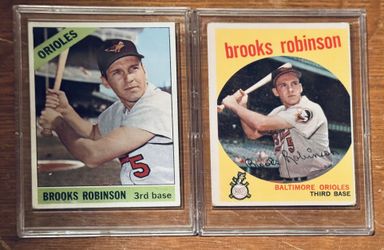Topps #390 & 439 Brook Robinson Baseball Cards