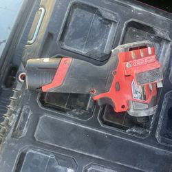 Milwaukee M12 FUEL 1/4" hex impact driver