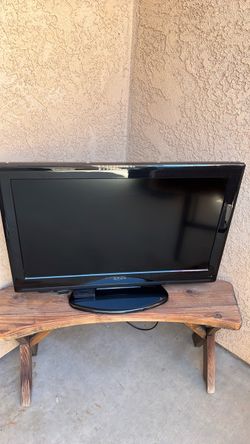 32” TV & Roku Box