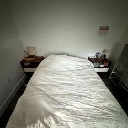 Bed queen With Mattress