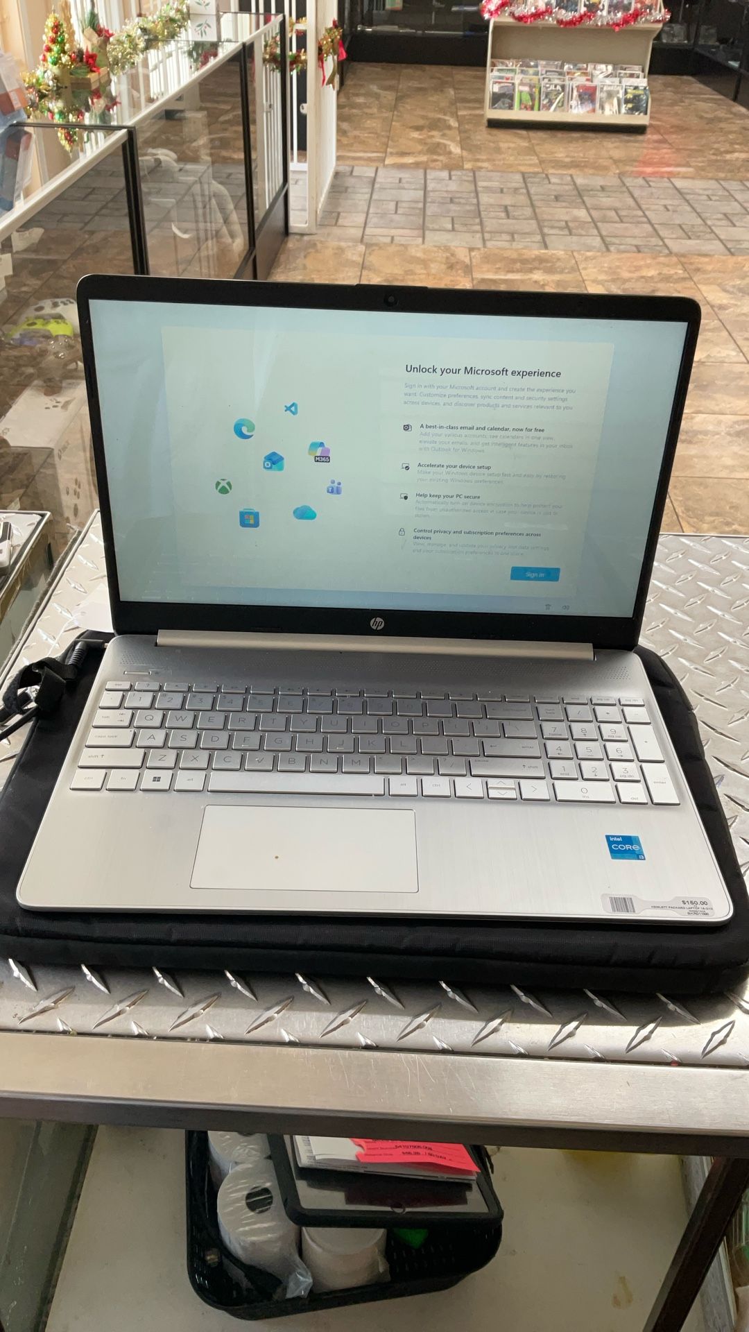 Hp Laptop 15”- DY2