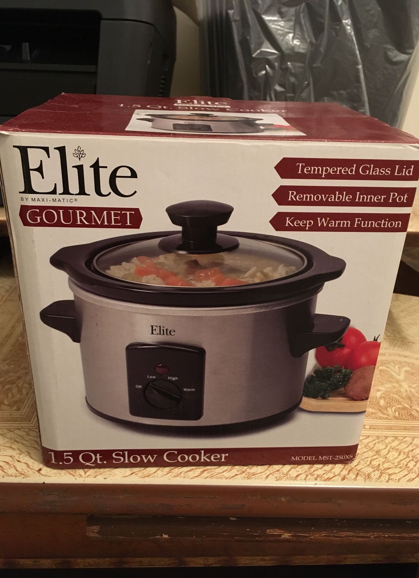 Slow cooker by Elite