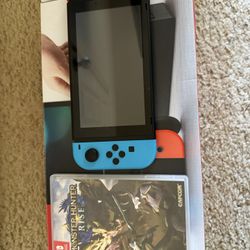 Nintendo Switch And Game: Monster Hunter Rise