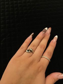 Sterling Silver Asymmetrical Black Heart Bypass Ring – Size 7