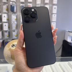 iPhone 14 Pro Max Unlocked 256Gb VISIT OUR STORE TODAY!