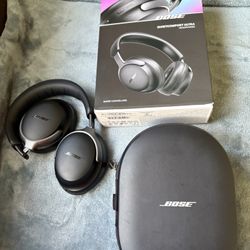 Bose Quiet Comfort Headphones 