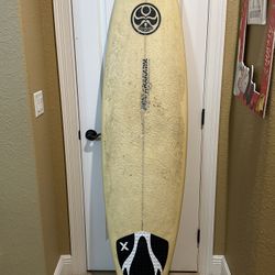 Surfboard. 6’10