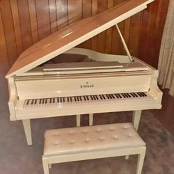 BABY GRAND PIANO  