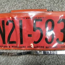 !!!DISPLAY!!! 1982 Wisconsin Non Resident Deer Hunting Back Tag Hunting License !Read DESCRIPTION!!