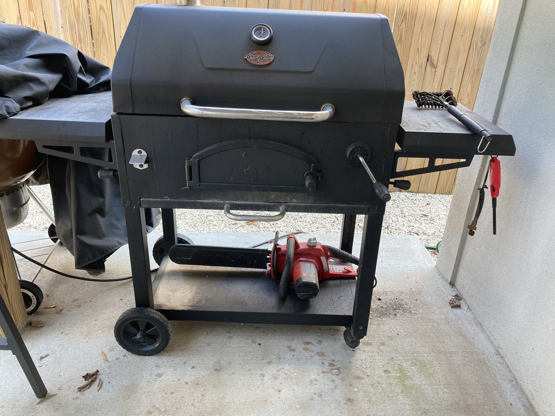Char-griller grill