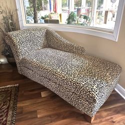 Leopard Print Velvet Chaise Longue
