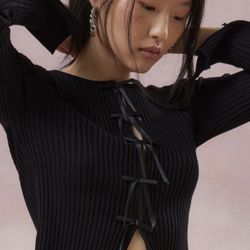 NWT Kimchi Blue Peyton Bow Cardigan – Black, Size Medium (Urban Outfitters)