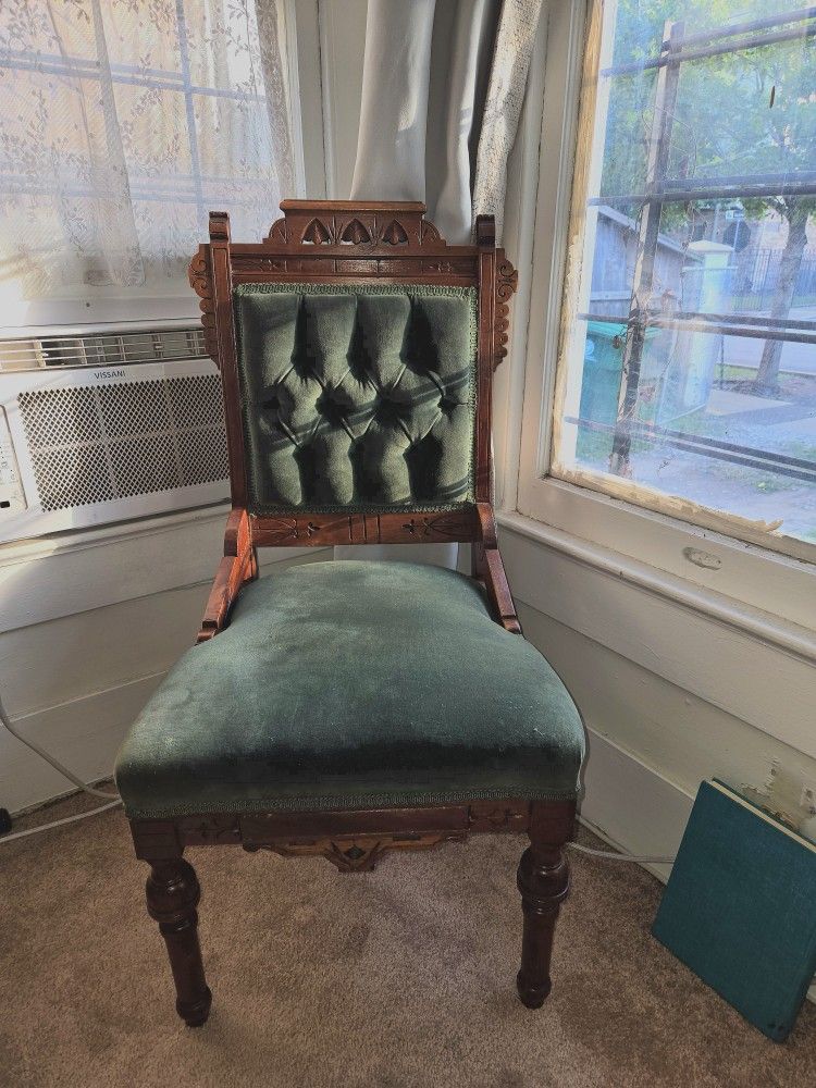 Victorian Era Antique Chair